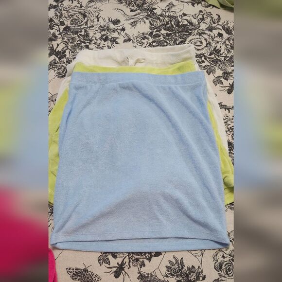 Women's Terry Cloth Three Shorts and Skirt Bundle XS/S - Picture 3 of 11